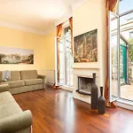 Prestigious Penthouse Piazza Barberini *