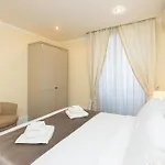 Apartamento Prestigious Penthouse Piazza Barberini Roma