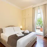 Prestigious Penthouse Piazza Barberini *