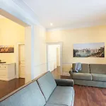 Prestigious Penthouse Piazza Barberini *