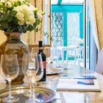 Prestigious Penthouse Piazza Barberini Apartamento Roma
