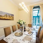 Prestigious Penthouse Piazza Barberini Apartamento Roma