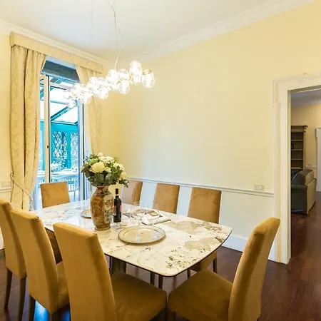 Prestigious Penthouse Piazza Barberini Apartamento Roma