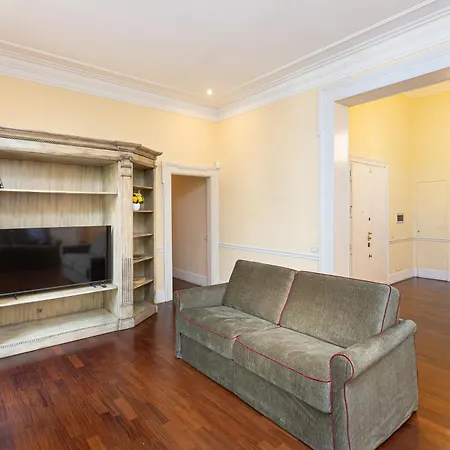 Lejlighed Prestigious Penthouse Piazza Barberini
