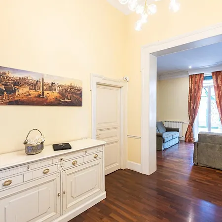 Prestigious Penthouse Piazza Barberini